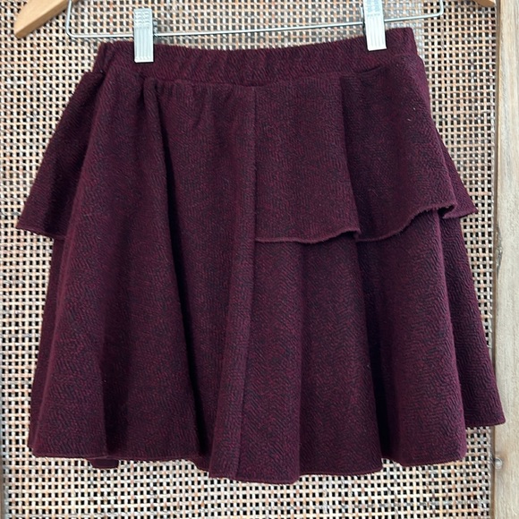 📫 BUY 2 for $20📫 Adorable Zara Girls Burgundy Tweedy Ruffled circle skirt sz9/10 - Picture 3 of 4